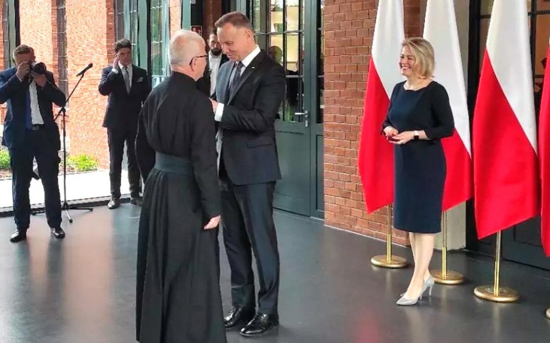 O. Andrzej Pełka SJ odznaczony